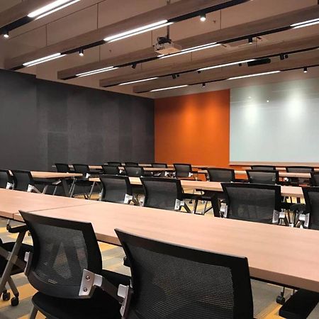 FOX Lite DPulze Cyberjaya by Ascott Hotel Bagian luar foto