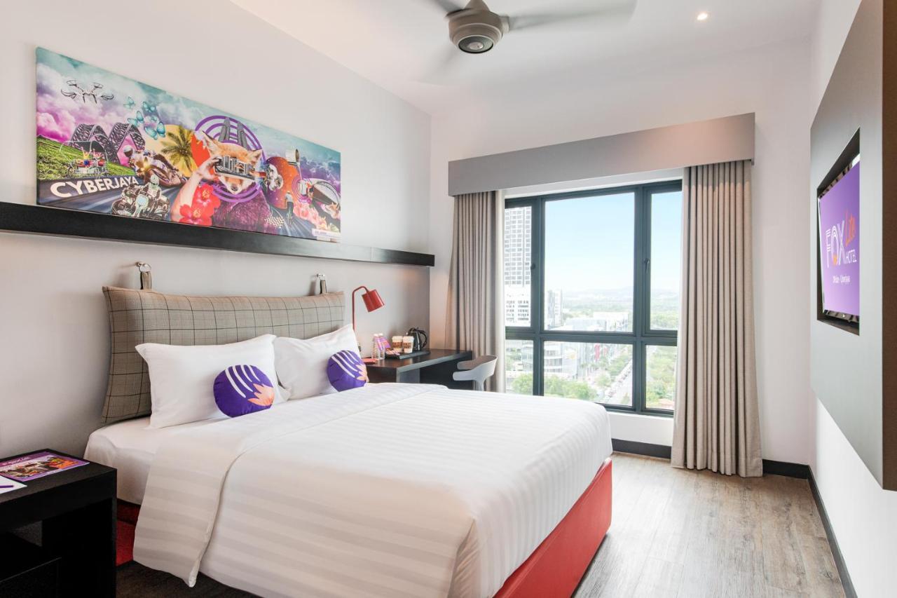 FOX Lite DPulze Cyberjaya by Ascott Hotel Bagian luar foto